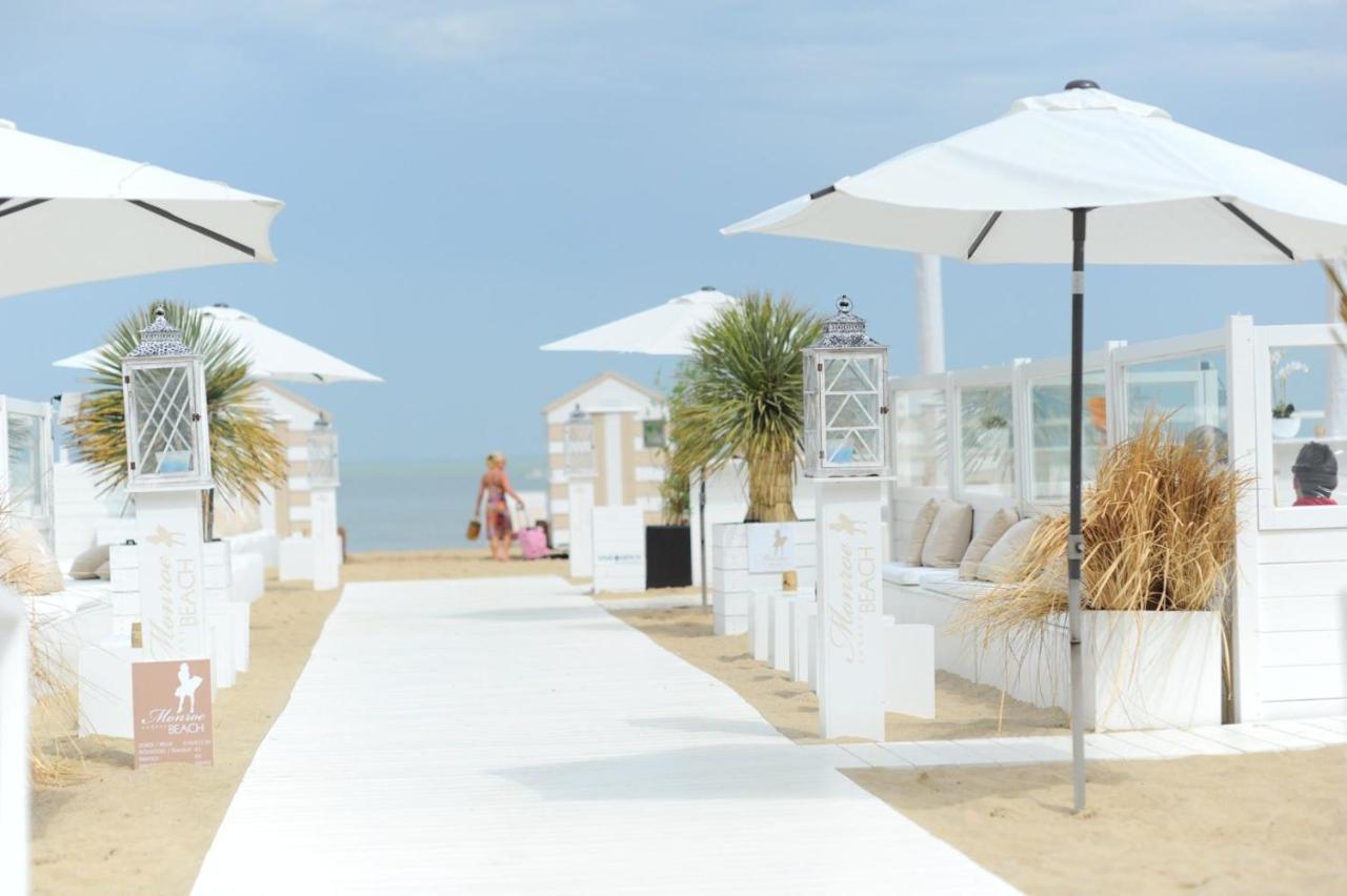 Beach Loft 9 Luxury Appartment With Ocean View บลังเคนเบอร์เก ภายนอก รูปภาพ
